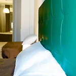 In Center Apartman *