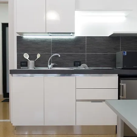 Apartment In Center