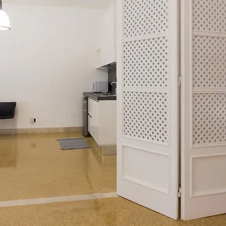 In Center Apartment *