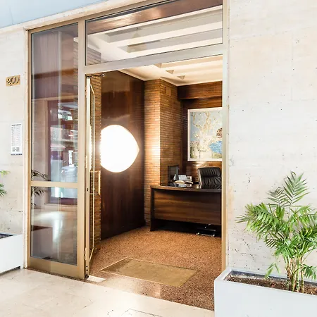 Apartment In Center *